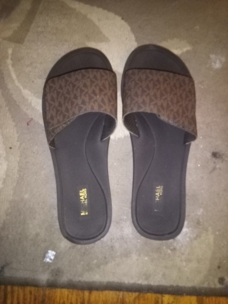 Michael Kors Slides