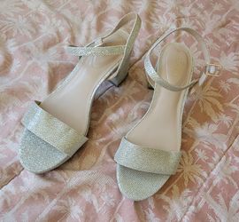 Gold/Champagne Heels