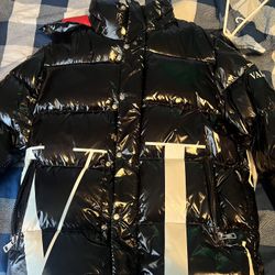 Moncler x Valentino Puffer 