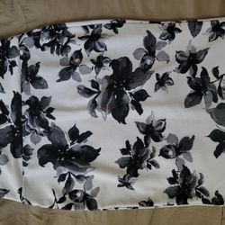 4 Skirts Size XL