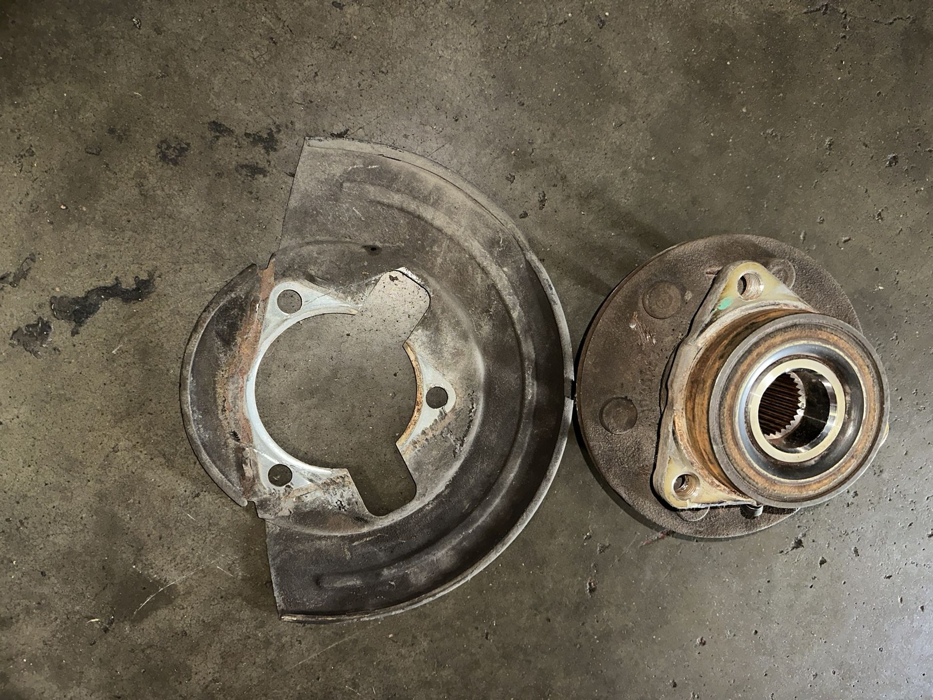 Chevy Wheel Bearing Hub Assembly (contact info removed)B