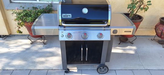 Weber Genisis natural gas