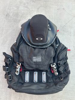 Oakley kitchen sink backpack