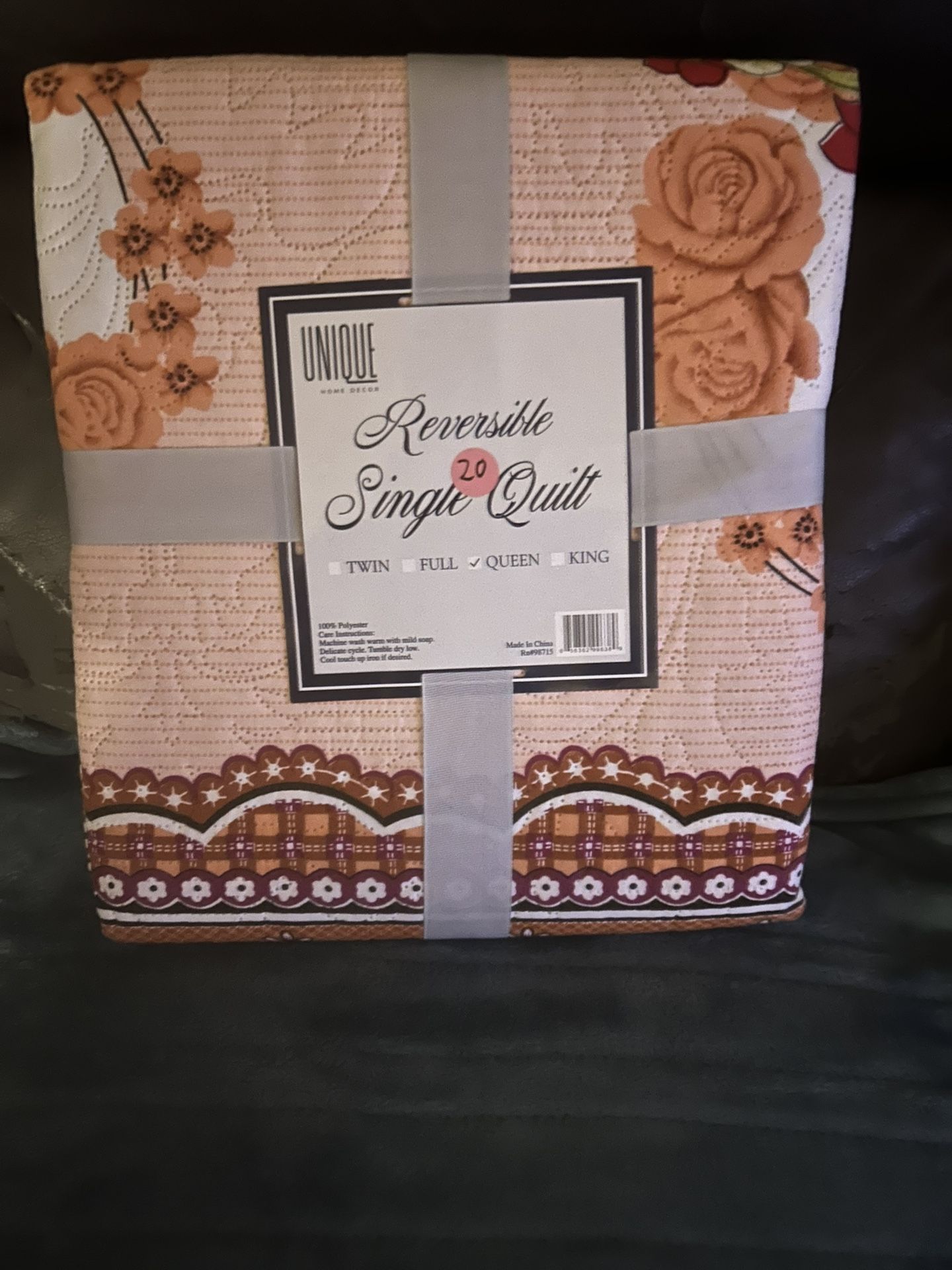 Queen Reversible Quote