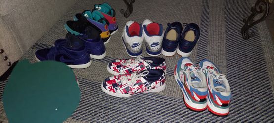 Size 13 Men's Nike Tennis Shoes In Excellent Condition