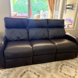 Reclining sofa