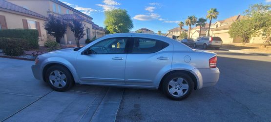 Dodge Avenger (2010)