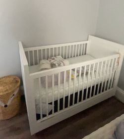 Avery 3-in1 Convertible Crib