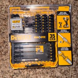 DeWALT SCREWDRIVING BIT SET 