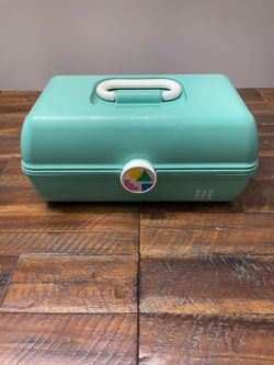 Caboodles on the go makeup storage