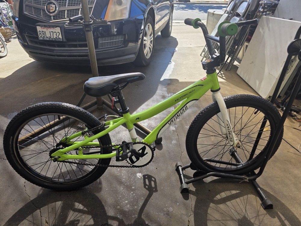 🔥🚲🔥Specialized
Specialized
Boys Or Girls Hotrock Coaster 20🔥🚲🔥