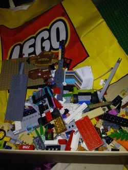LEGOS pieces of all kind