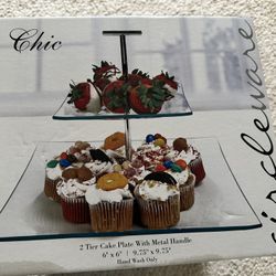 Chic Circle ware 2 Tier square glass Cake Plate. With Matel handle 