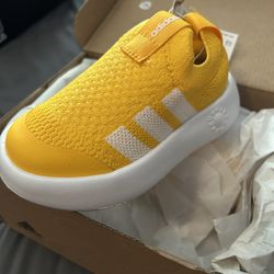 Adidas Toddler Size 7k