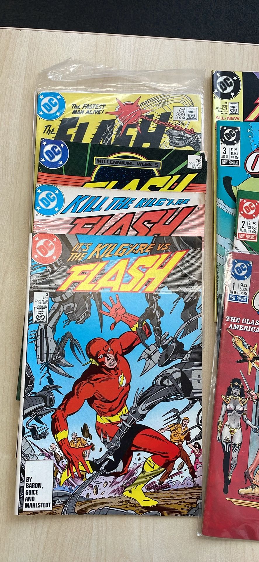 DC Flash Comics. 16