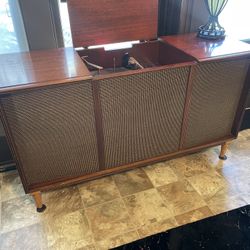 Mid Century Stereo cabinet W/ working record player