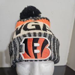 Cincinnati Bengals New Era Pom Beanie