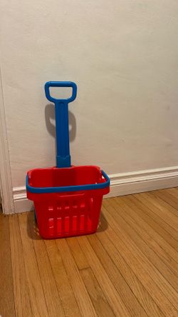Melissa & Doug shopping cart