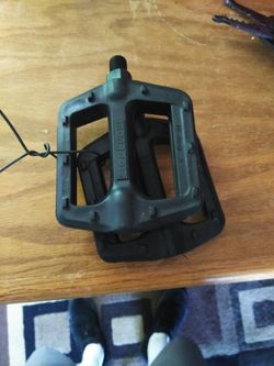 Mongoose Pedals