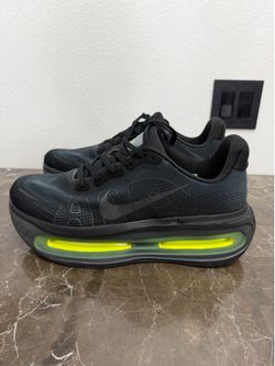 New! Unworn! Nike Vomero Premium Black Volt, Men’s size 12