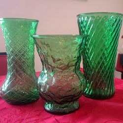 All 3 Lg Glass Flower Vases for $12, or $5 each. Only used once, like new. Message me if interested. 
P/U YUCAIPA