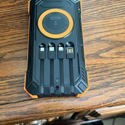 Solar Power Bank 49,800mAh – Wireless + Fast Charge