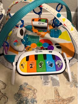Baby play gym