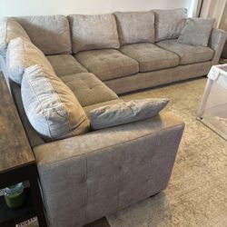 Thomasville Sectional Couch Grey With Ottoman