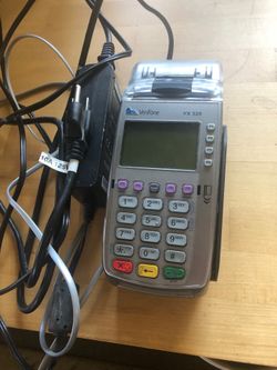 Credit card 💳 processing machine - Verifone VX 520 - works perfect 👍🏼 Must come to H.B, OC
