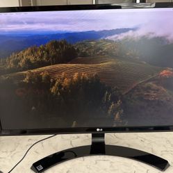 LG 24” IPS LED FHD FreeSync Monitor - Black