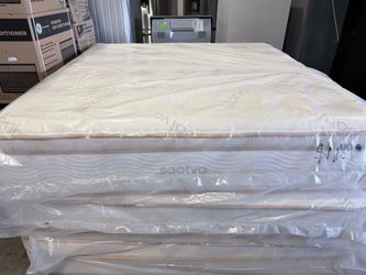 King SAATVA mattress HD