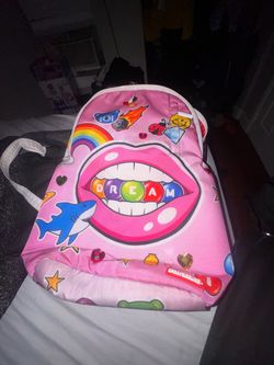 selling sprayground