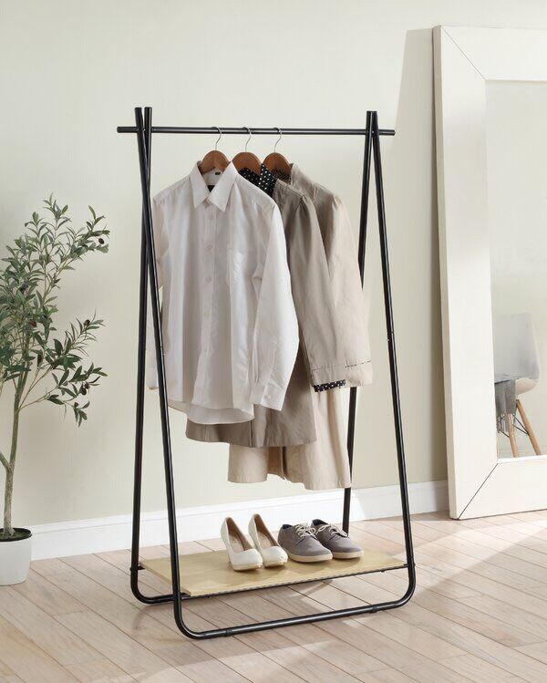 Open Box Garment/Clothing Rack