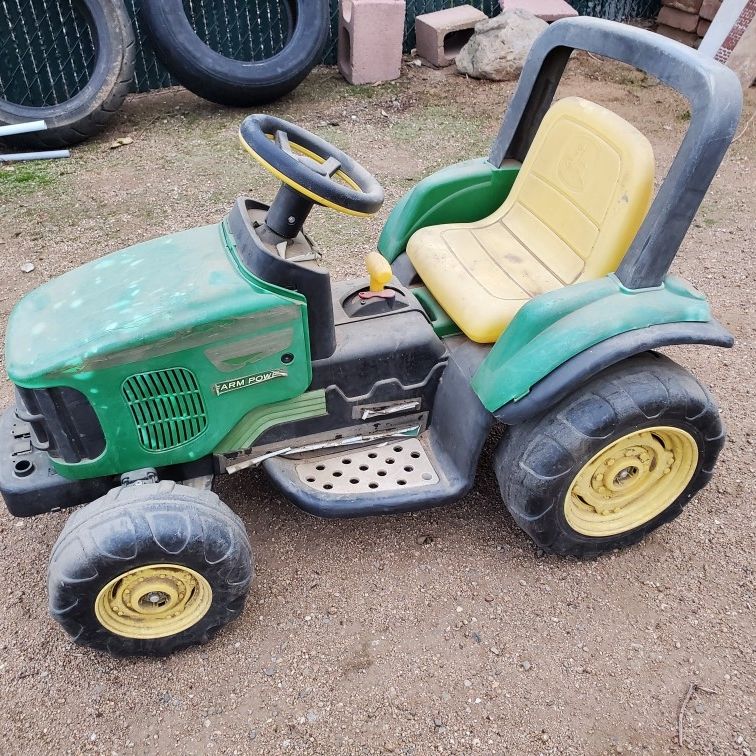 John Deere Electric Tractor