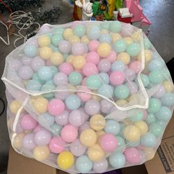 700 Pastel Ball Pit Non Crushable Balls 