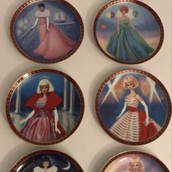 Barbie Plates (8) High Fashion Series