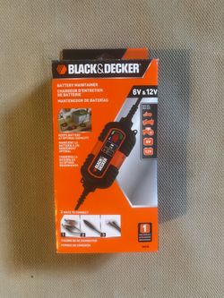 Black & Decker Fully Automatic Battery Maintainer / Trickle Charger
