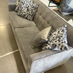 Couch 🛋️ 