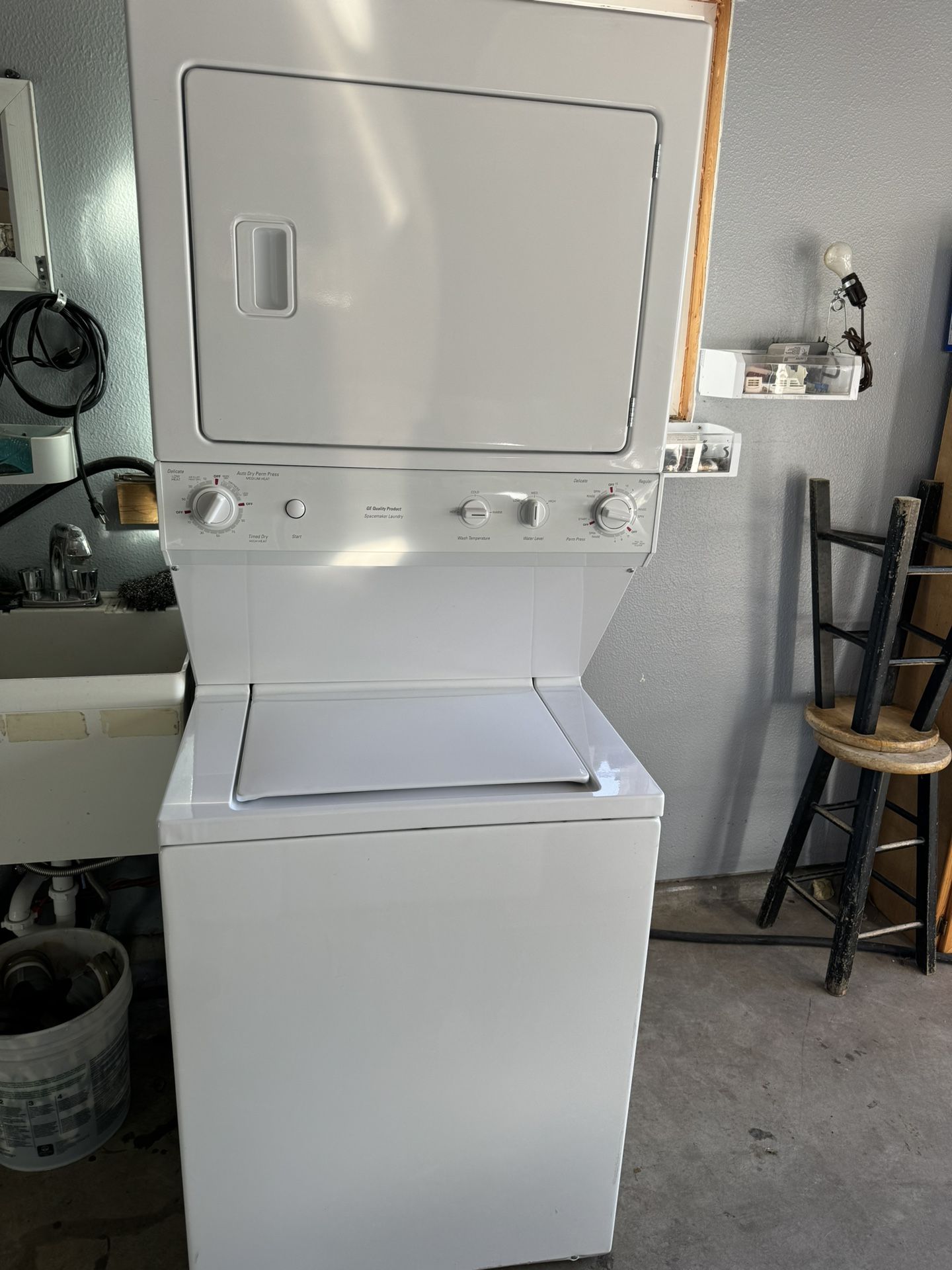 GE Laundry Center Washer And Dryer
