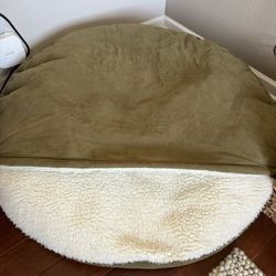 Snoozer Large Dog Bed/cave