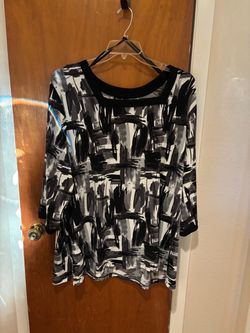 Lot of 4.   3x blouses  $15 for all