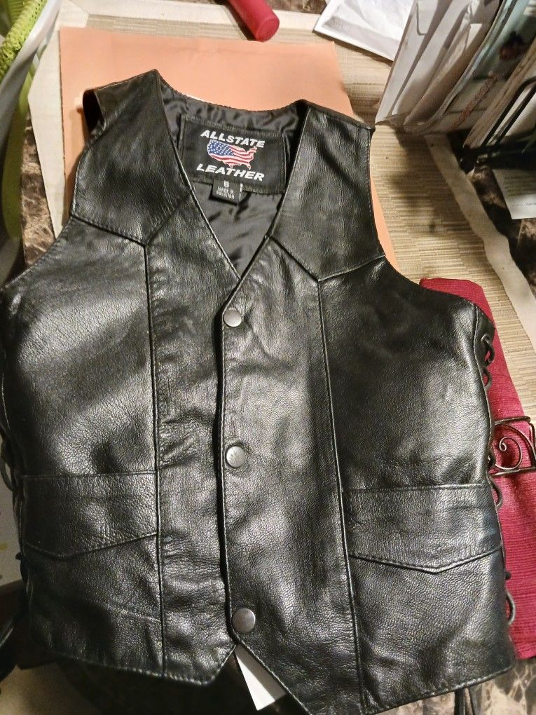 New Kids Size Sm. Leather Vest 10 Firm Look My Post Alot Items