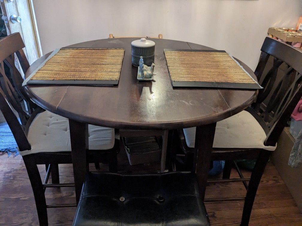 Dinning Table