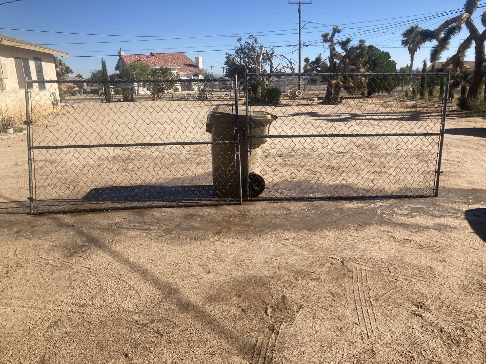 Chainlink gate 2pcs 16’ X5’