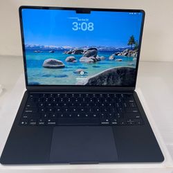 MacBook Air 13-Inch (2025)*M4 * 16GB RAM