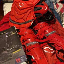Evoshield catchers gear and rolling bag full set with mask helmet 