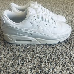 Nike Air Max 90 LTR (Leather)  "Triple White" Size 10