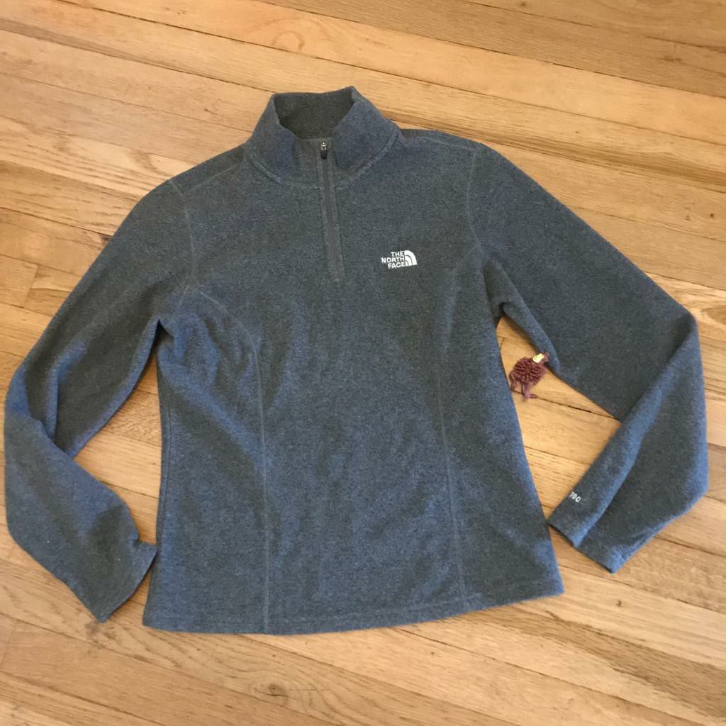 S* North Face pullover TKA 100