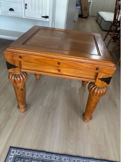 26 by 22inch set of 2 matching night stands