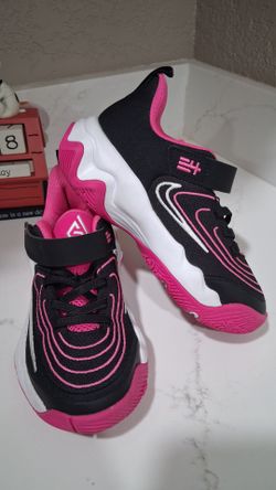 Nike Giannis Immortality 4 Kids size 10.5C